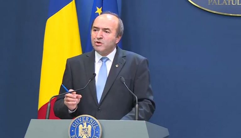 Florea, propusa a treia oara la sefia DNA. Toader cere presedintelui „sa isi reconsidere refuzul bazat pe motive inexistente”