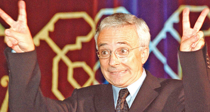 Ipocrizia BNR: Isarescu anunta recesiunea, bancile fac profit de miliarde!