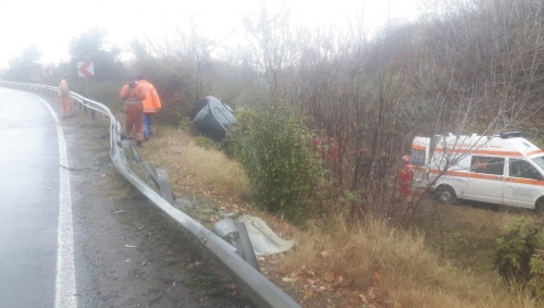 Ranit preluat cu elicopterul SMURD, dupa un accident produs in Ialomita