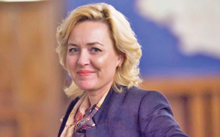 ”Noua DNA”, la mana lui Carmen Dan!