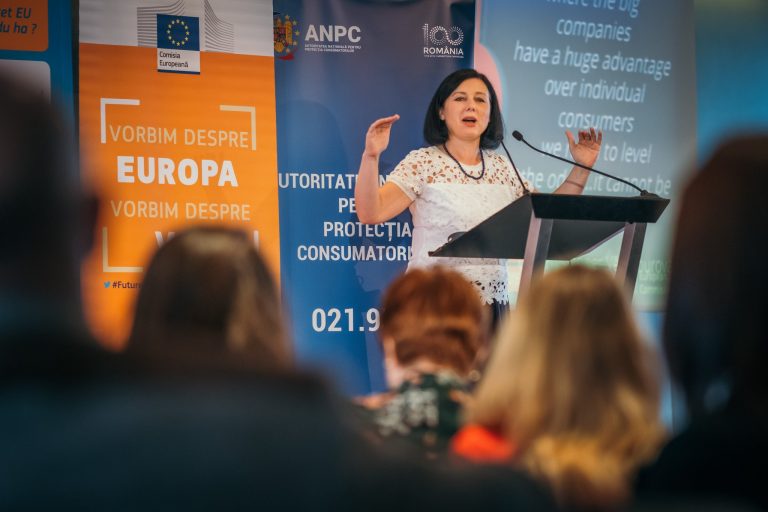 Comisarul european pe Justitie, discutii cu Iohannis si cu Toader