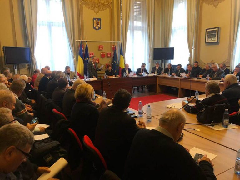 Pana sa afle o decizie de la Cotroceni, Vasilescu s-a intalnit cu pensionarii: „reconfortant!”