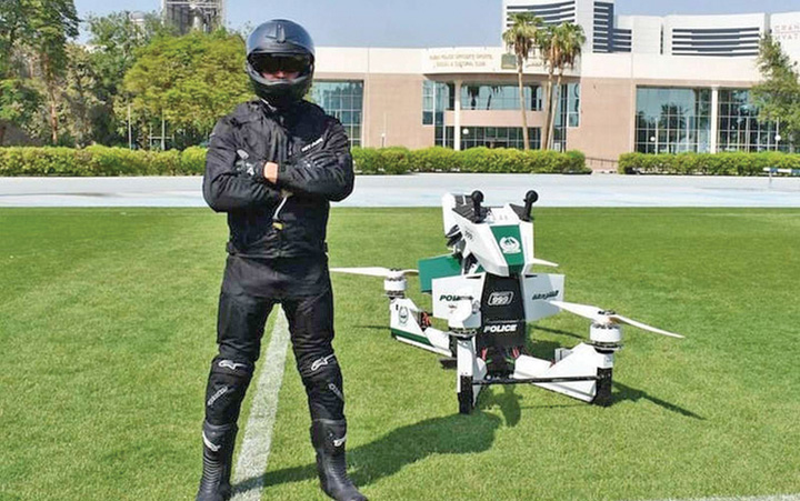 Politia din Dubai are motociclete zburatoare