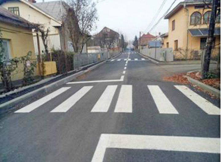Strada din Romania cu 9 treceri de pietoni pe 300 de metri