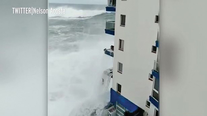 Val terifiant pana la etajul 3