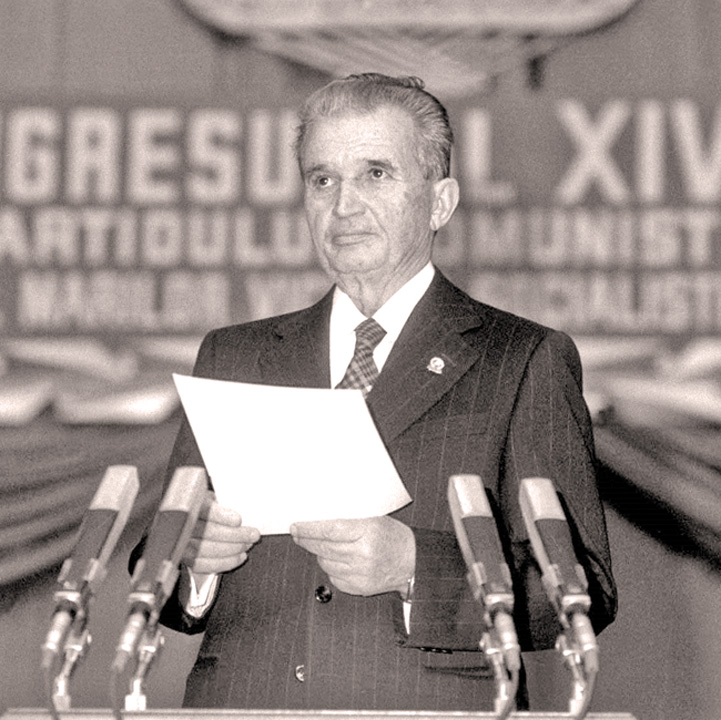 Ceausescu, peste Regele Mihai