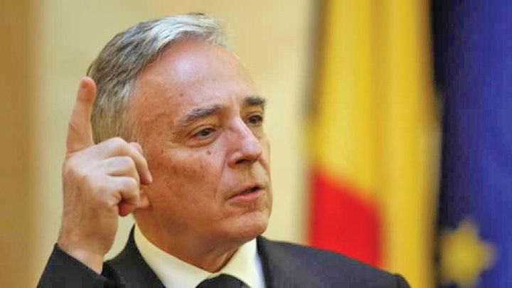 Isarescu ii vede miliardari pe romani