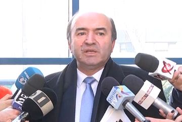 Ministrul Justitiei nu-l slabeste pe procurorul general: „sigur trage de timp, poate-i expira mandatul”