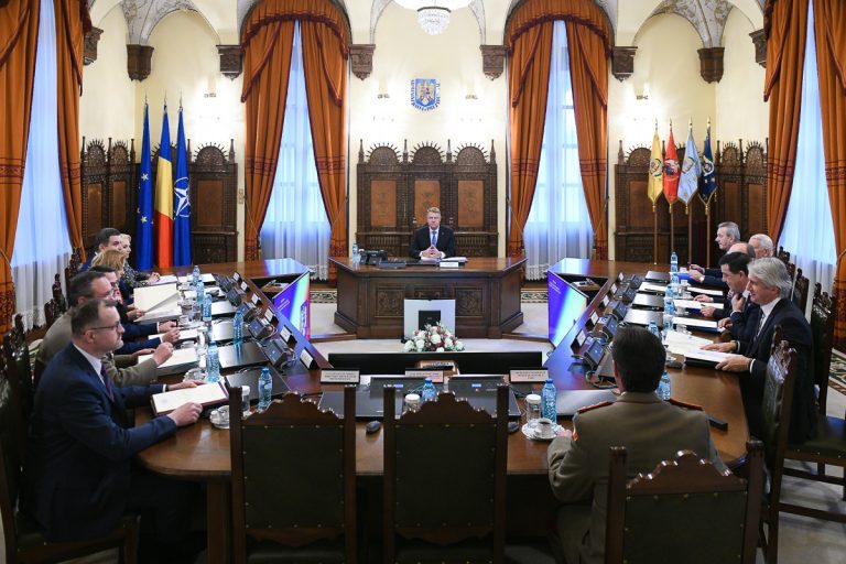 CSAT la Cotroceni. Discutiile se reiau azi, la o saptamana de la suspendarea sedintei