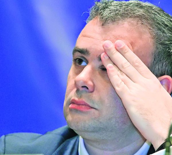 Cainii globalisti si macelaria romana