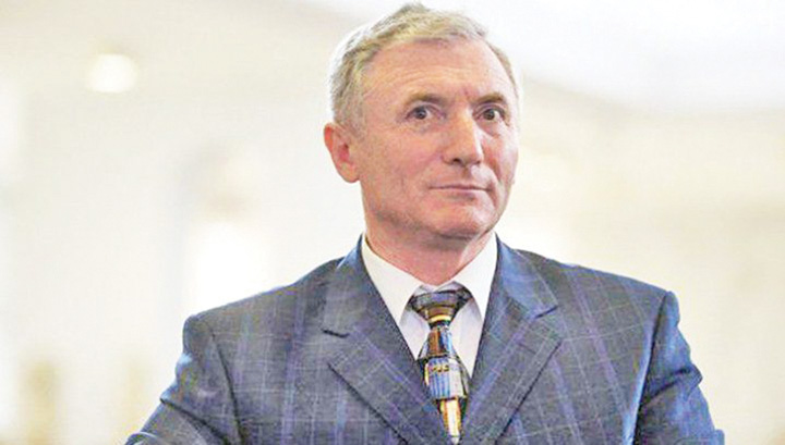 Lazar se da independent cand vine vorba de Carmen Iohannis