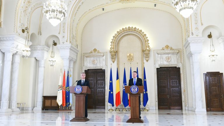 Iohannis, discutii cu secretarul general NATO la Cotroceni