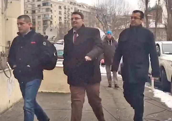 Tacticile de ”linistire” a judecatorilor, puse pe seama distractiei
