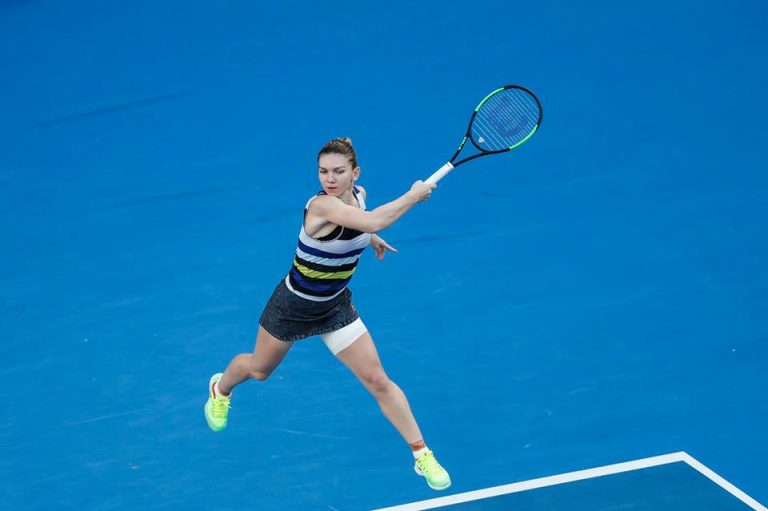 Simona Halep a pierdut duelul cu Serena Williams, din optimile AusOpen