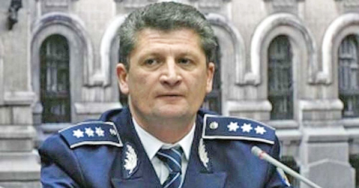 Dinita, executat din cauza protocoalelor