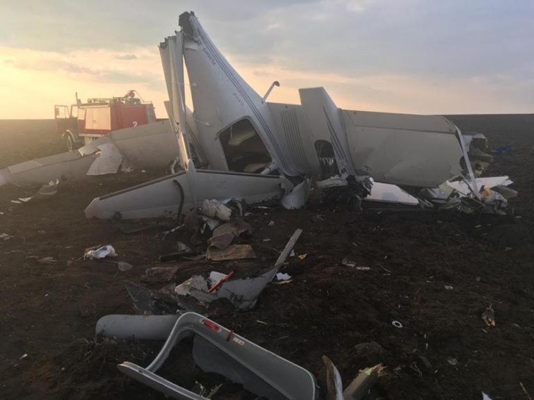 UPDATE. Incident aviatic in zona Aerodromului Tuzla: un om a murit, celalalt a fost dus la spital