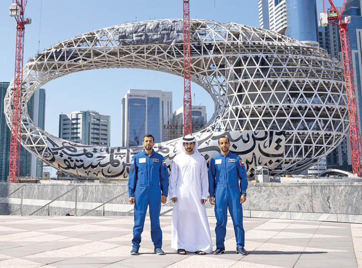 Emiratele Arabe Unite isi trimit primul om in spatiu