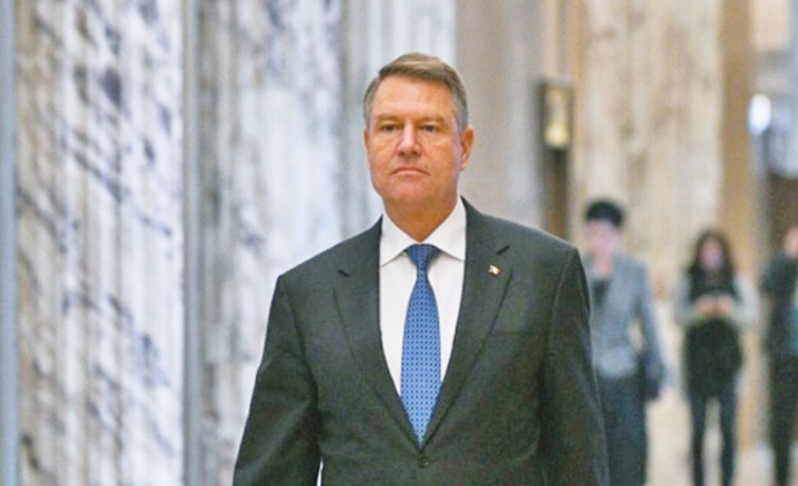 Iohannis cheama partidele la consultari, incepand cu PNL-ul