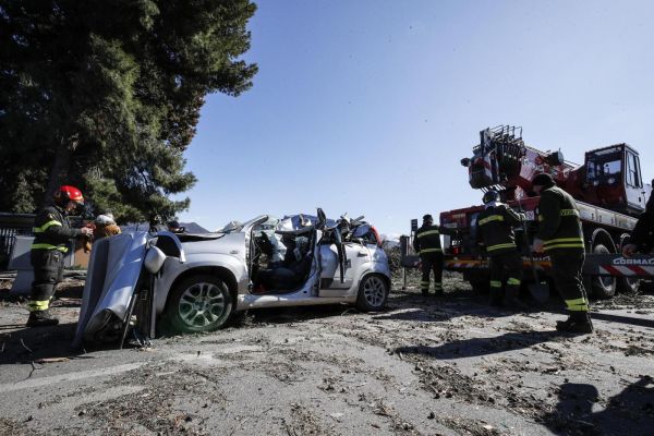 Furtuna in Italia, 4 persoane decedate