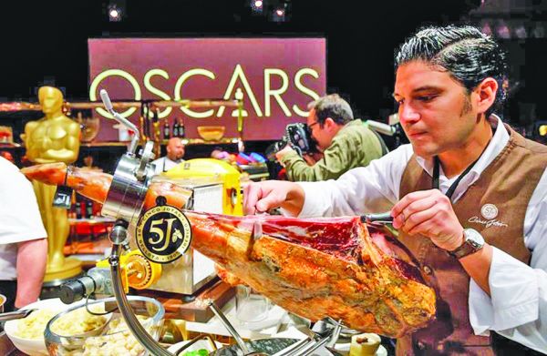 Miros de jambon la gala Oscarurilor