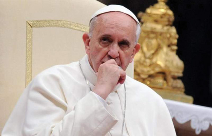 Papa Francisc recunoaste abuzurile sexuale la adresa calugaritelor