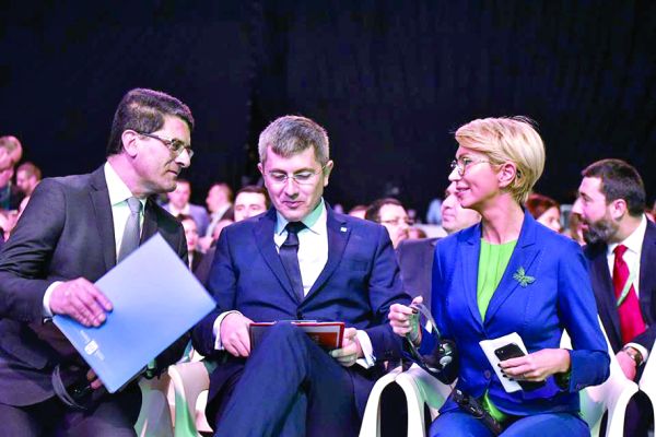 Opoziţia, poziţia ghiocelului la congresul UDMR