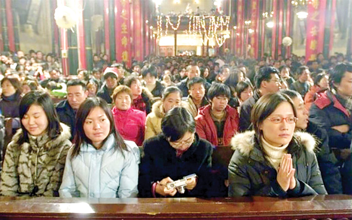 Crestinismul „rastoarna” puterea de la Beijing