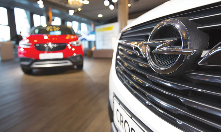 Opel da lovitura in Rusia