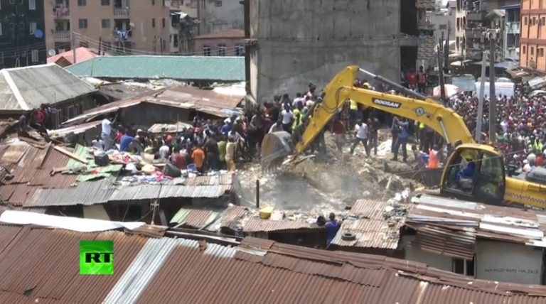 Mai multi copii au murit, dupa ce cladirea unei scoli s-a prabusit in Nigeria (VIDEO)