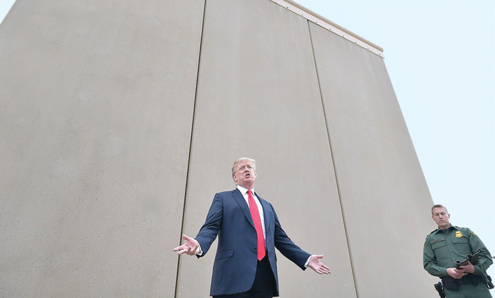 Trump s-a urcat pe val