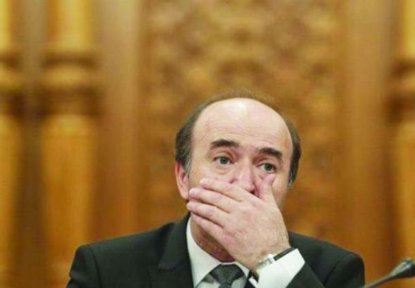 Scrisoarea care il infunda pe Toader!
