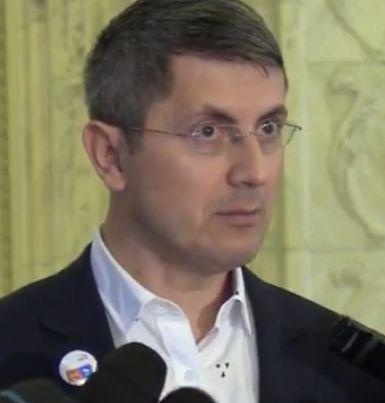 Liderul USR, dupa decizia CCR: Daca presedintele va decide sa initieze acest referendum…