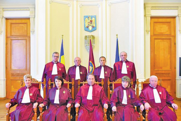Curtea Constitutionala, scoasa in afara legii!