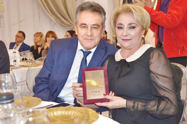 Familia Dancila, preluata de Servicii!