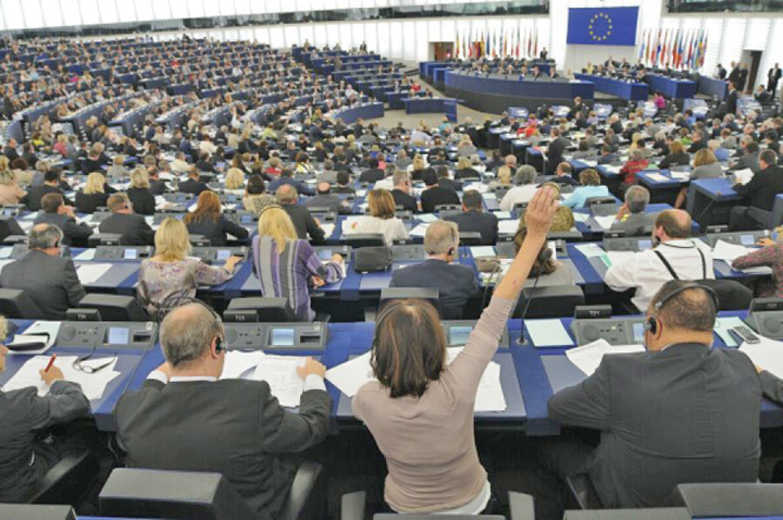 Gata, s-a votat la Bruxelles ”noua DNA”!