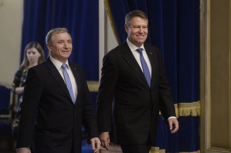 Iohannis nu se dezice de Lazăr