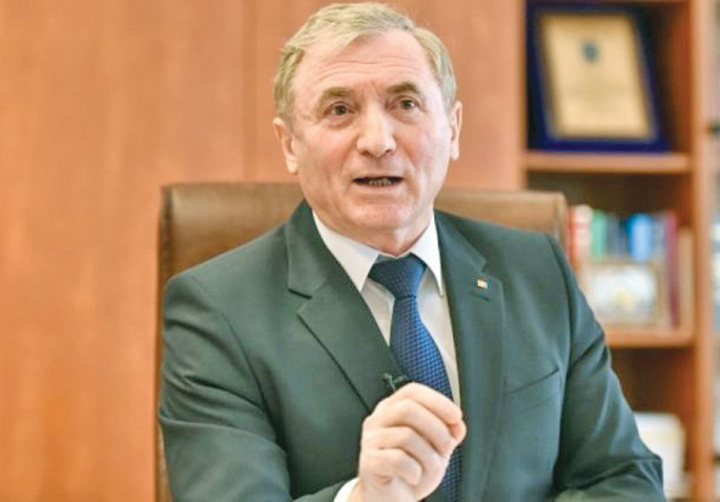 Lazare, preferi injuraturile?