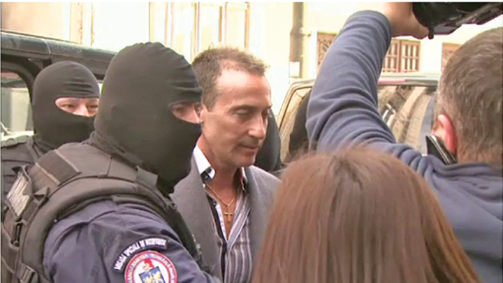 Radu Mazare, adus in Romania. Avionul a aterizat la Otopeni