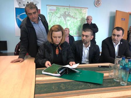 Carmen Dan, in zone afectate de inundatiile din Maramures