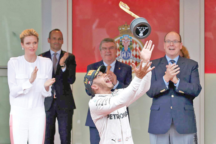 Hamilton, triumf la Monaco