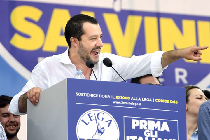 ITALY-POLITICS-FARRIGHT - Ziarul National