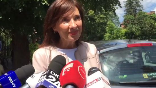 Carmen Iohannis a votat la Sibiu. „Pentru o Romanie europeana, pentru justitie independenta”