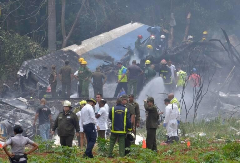 Avionul prăbușit în Harghita a luat foc