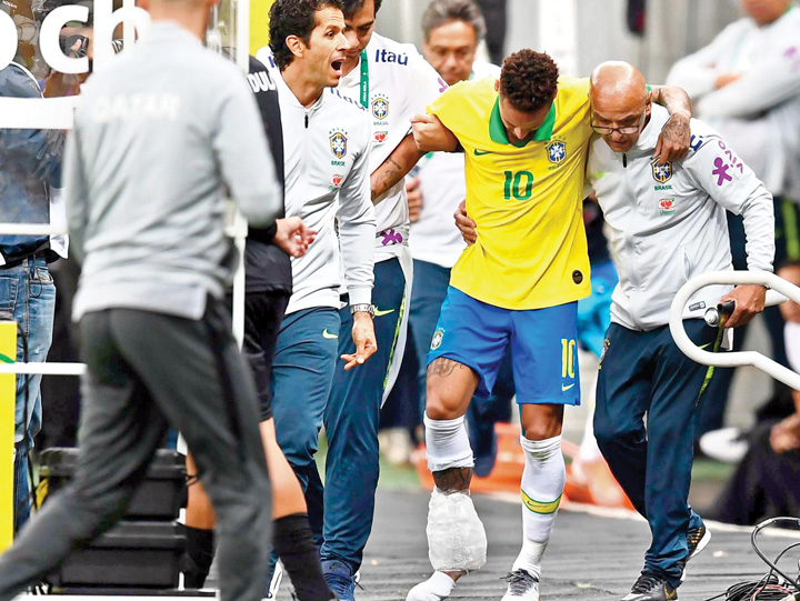 Neymar, cu un picior in gips, cu celalalt in inchisoare