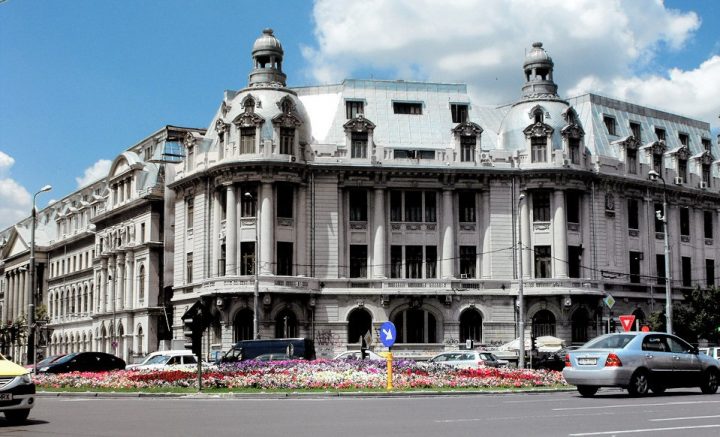 Universitatea_din_Bucuresti_din_Piata_Universitatii - Ziarul National