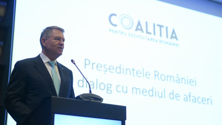 Iohannis acuza fuga de raspundere in privinta problemelor la vot, in Diaspora: Ministrul de Externe? Doamne fereste, cum sa fie vinovat?