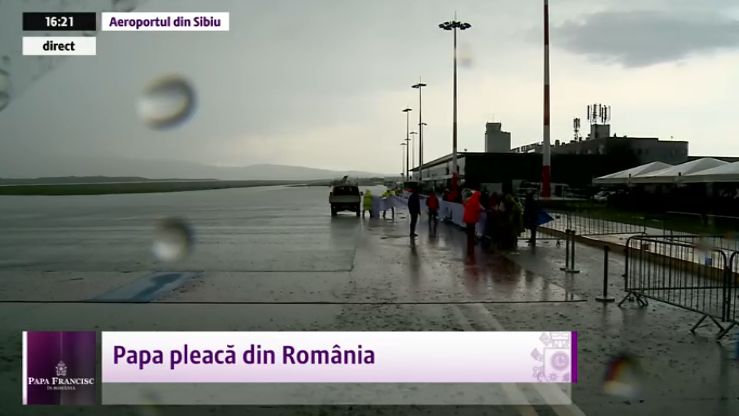 Ploaie puternica la Sibiu, inainte de plecarea Papei