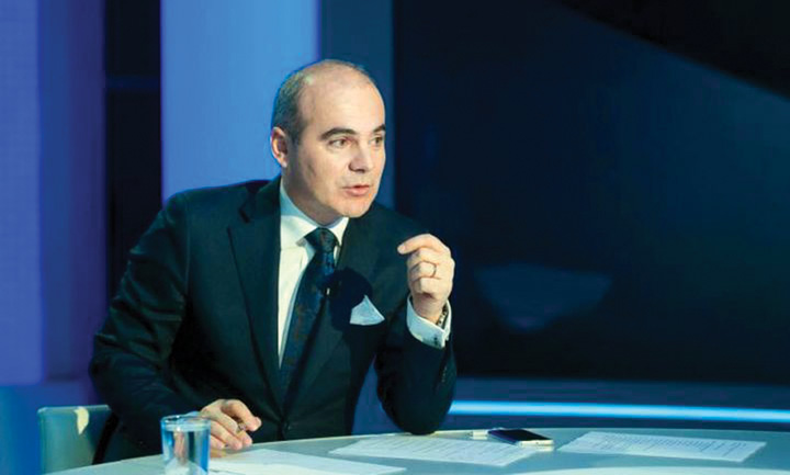 Rares Bogdan, pionul userist din curtea PNL