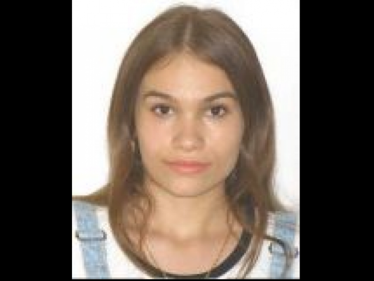Polițistii Capitalei, în alertă. Se caută o adolescentă de 16 ani
