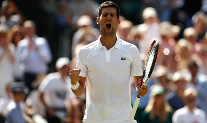 Regele Djokovic a învins iarăşi în Marea Finală Wimbledon. Vezi scorul şi cât a durat lupta titanilor (VIDEO)